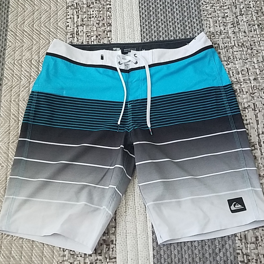 Men's board shorts